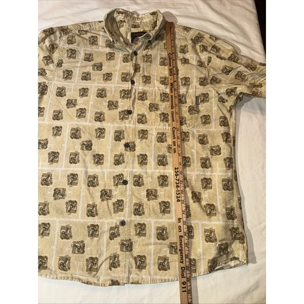 Vintage Woolrich Deer Print‎ Novelty Print Button Front Tan Shirt Large